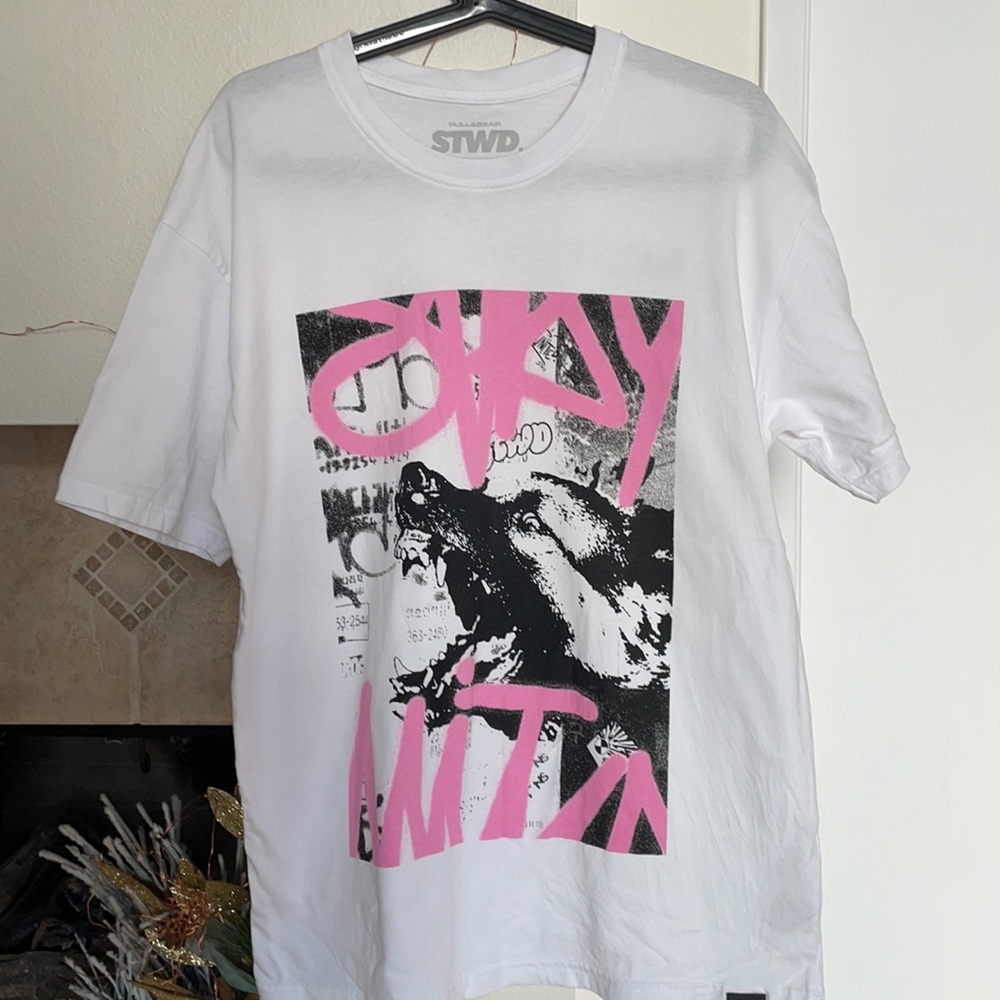 Pull & Bear Streetwear Graphic T Shirt